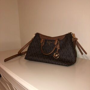 Michael Kors crossbody purse